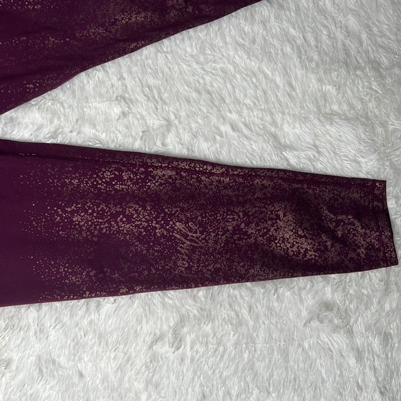 Lilly Pulitzer hi rise Luxletic leggings - Picture 3 of 6